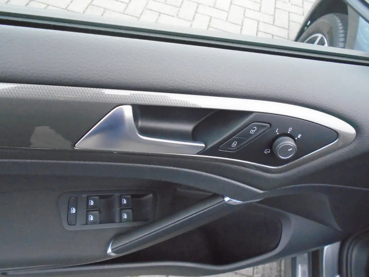 1.5 TSI Highline Business R,Trekhaak,Navi,Cruise