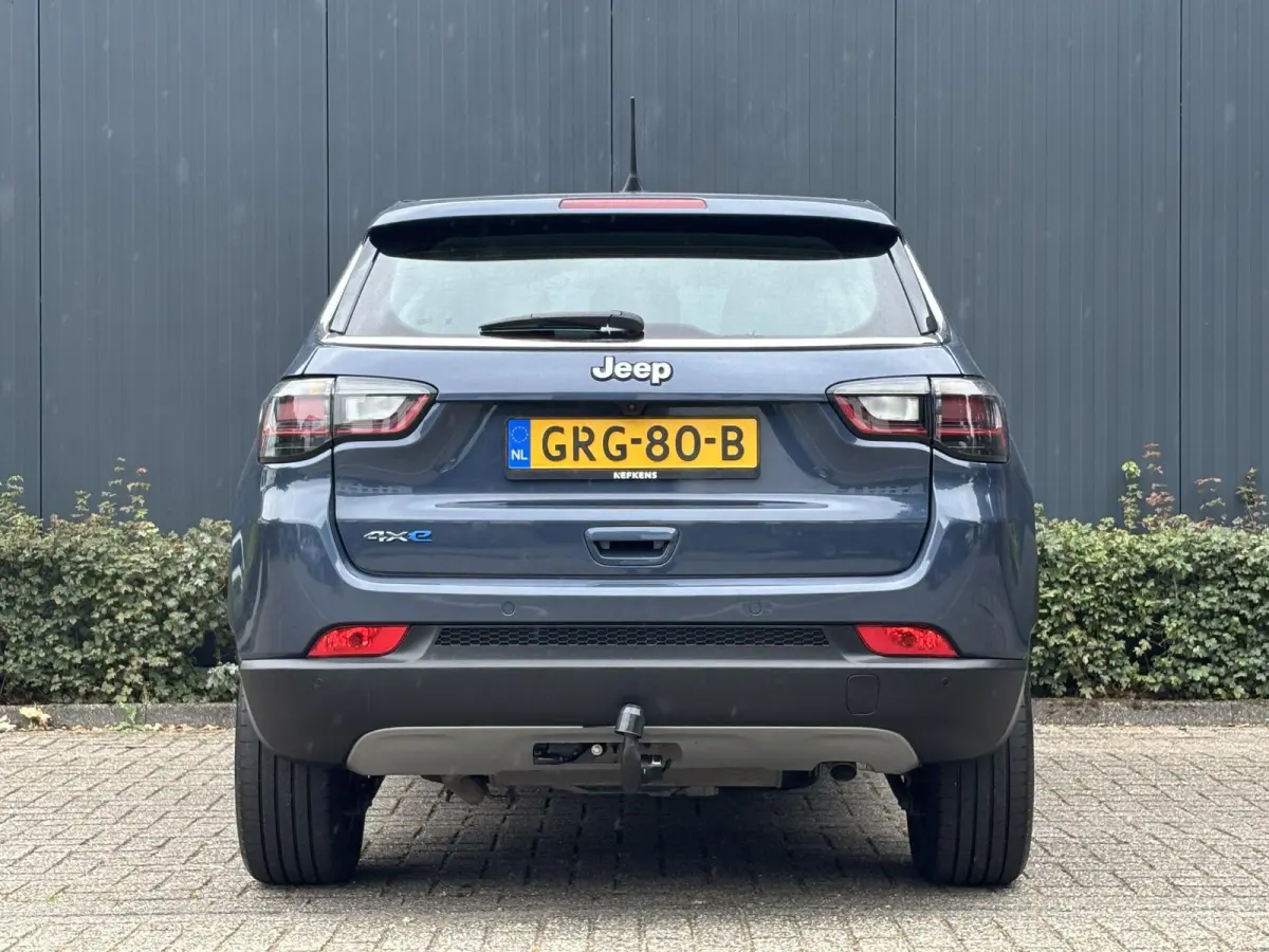 190pk Plug-in Hybrid Altitude | 1ste eigenaar | Trekhaak | Winterpack | Camera | 18" LM velgen | AppleCarPlay/Android