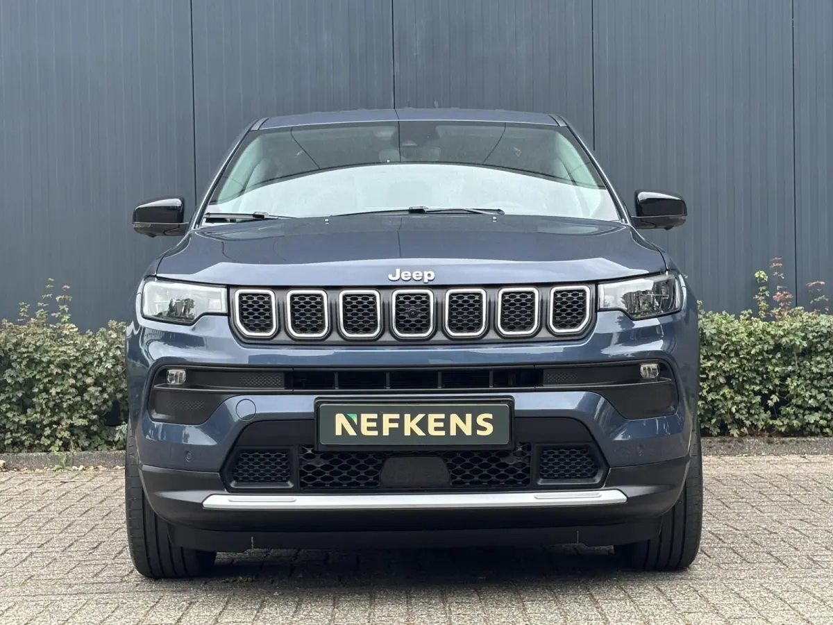 190pk Plug-in Hybrid Altitude | 1ste eigenaar | Trekhaak | Winterpack | Camera | 18" LM velgen | AppleCarPlay/Android
