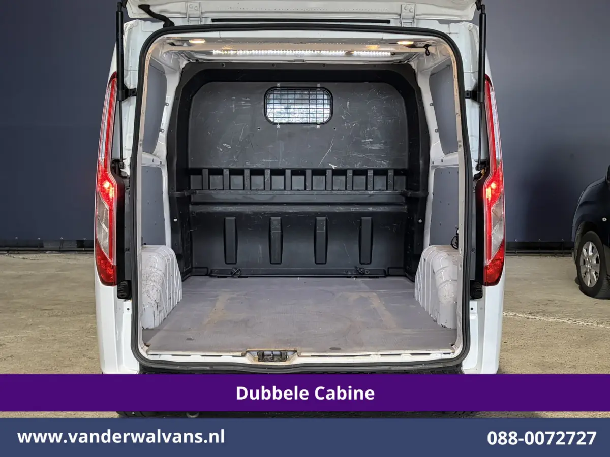2.0 TDCI 131pk Automaat L2H1 Dubbele Cabine Euro6 Airco | 6-Zits | Camera | Navigatie | LED | Apple Carplay Cruisecontrol, Android Auto, Verwarmde Voorruit, Achterklep, Parkeersensoren, Bijr
