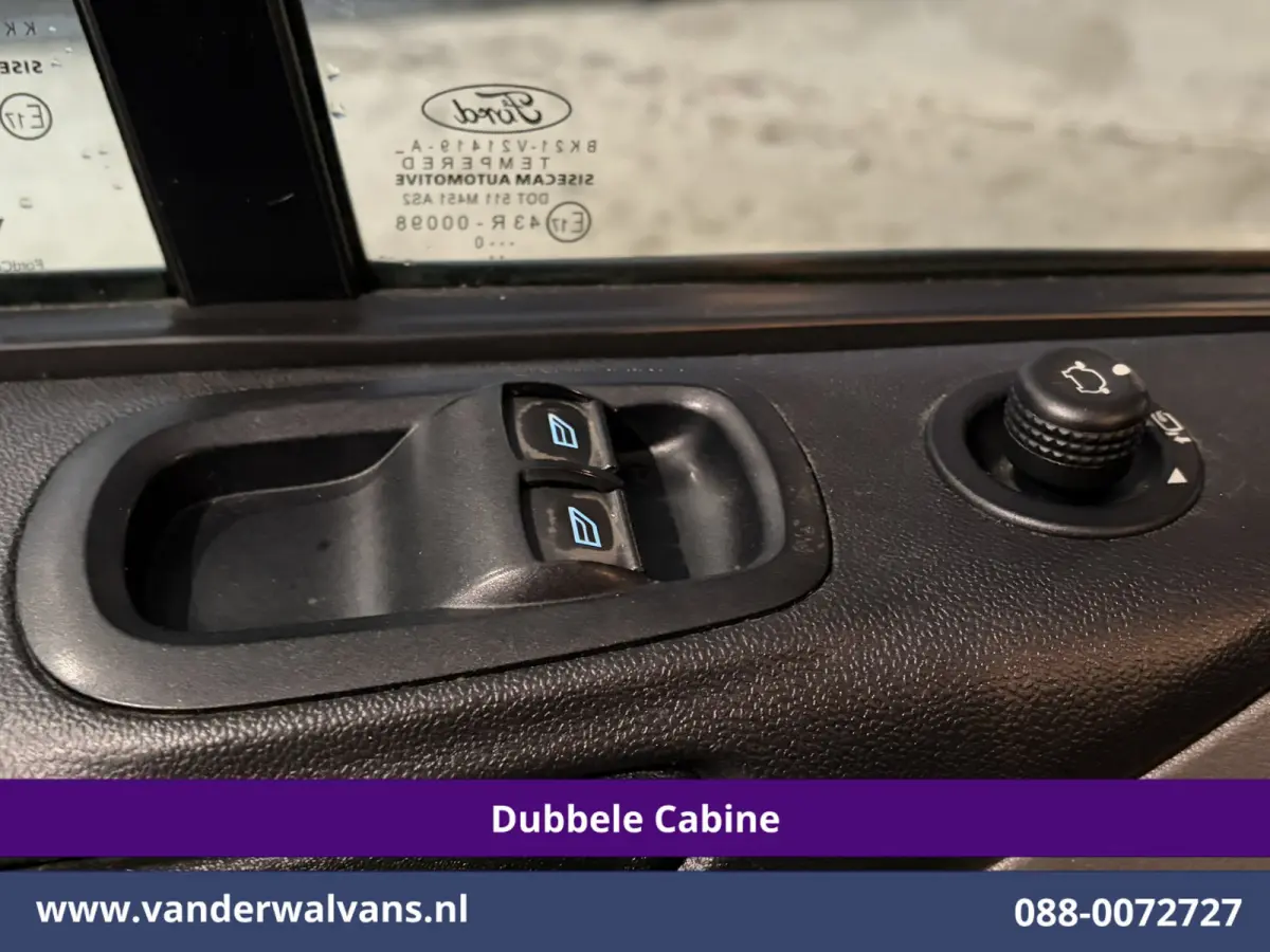 2.0 TDCI 131pk Automaat L2H1 Dubbele Cabine Euro6 Airco | 6-Zits | Camera | Navigatie | LED | Apple Carplay Cruisecontrol, Android Auto, Verwarmde Voorruit, Achterklep, Parkeersensoren, Bijr