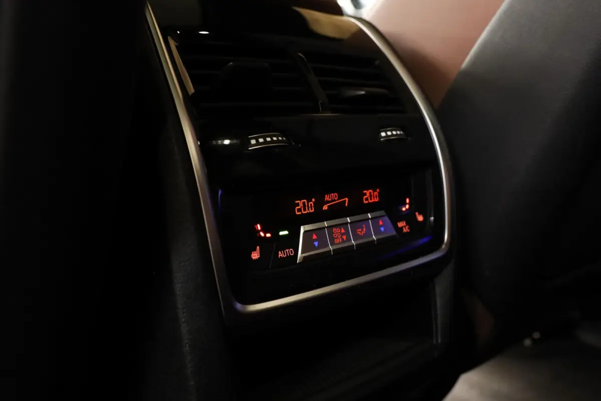 xDrive50e M-Sport Pro|Pano|Ventilatie|360|H&K|HUD|Aero|