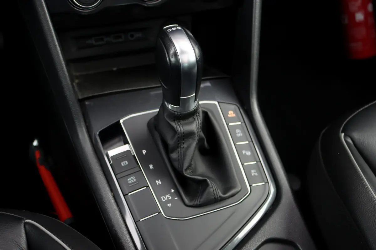 1.4 TSI ACT Comfortline Business R | Panoramadak | Trekhaak | Memory | Leder | Stoelverwarming | Surround Camera | Active-Lighting |