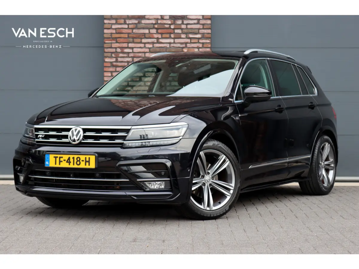 1.4 TSI ACT Comfortline Business R | Panoramadak | Trekhaak | Memory | Leder | Stoelverwarming | Surround Camera | Active-Lighting |