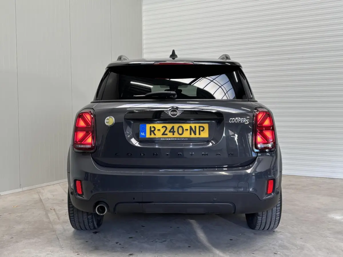 1.5 Cooper ALL4 Chili / Plug in Hybride / SOH 87% / Head Up Display / Adoptieve Cruisecontrol / StoelVW / Draadloos Carplay / 2e Eigenaar / Goed Onderhouden!