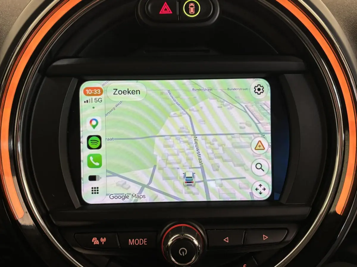 1.5 Cooper ALL4 Chili / Plug in Hybride / SOH 87% / Head Up Display / Adoptieve Cruisecontrol / StoelVW / Draadloos Carplay / 2e Eigenaar / Goed Onderhouden!