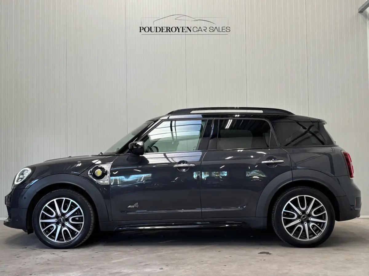 1.5 Cooper ALL4 Chili / Plug in Hybride / SOH 87% / Head Up Display / Adoptieve Cruisecontrol / StoelVW / Draadloos Carplay / 2e Eigenaar / Goed Onderhouden!