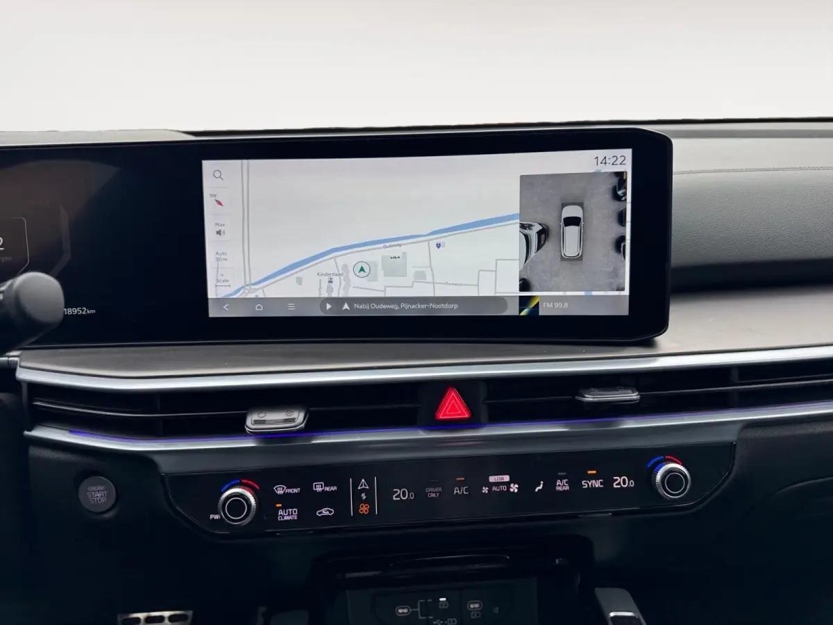 1.6 T-GDi Plug-in Hybrid 4WD ExecutiveLine 7p | 360Gr camera | Navigatie | Climate control | Stoel verwarming + Ventilatie | Stoel geheugen | Schuif/ kanteldak