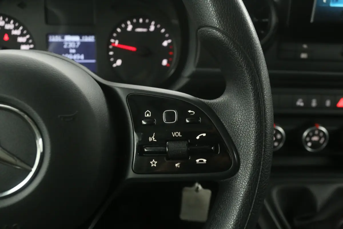 108 CDI Pro | Airco | Cruise | Carplay | Trekhaak | Parkeersens. | LED