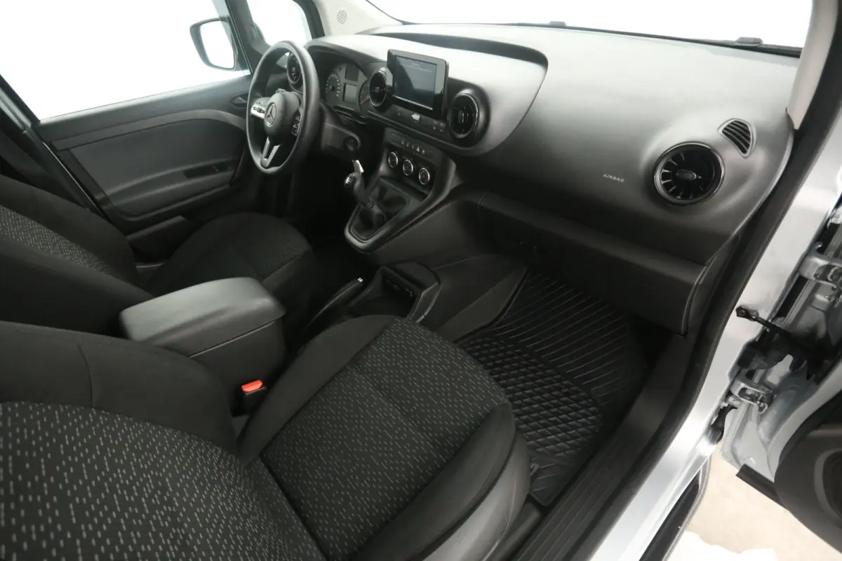108 CDI Pro | Airco | Cruise | Carplay | Trekhaak | Parkeersens. | LED