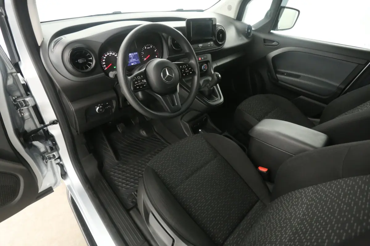 108 CDI Pro | Airco | Cruise | Carplay | Trekhaak | Parkeersens. | LED