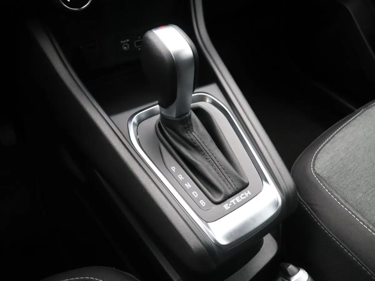 E-Tech full hybrid 145pk evolution | Automaat | Climate control | Achteruitrijcamera | Navigatie | Trekhaak |