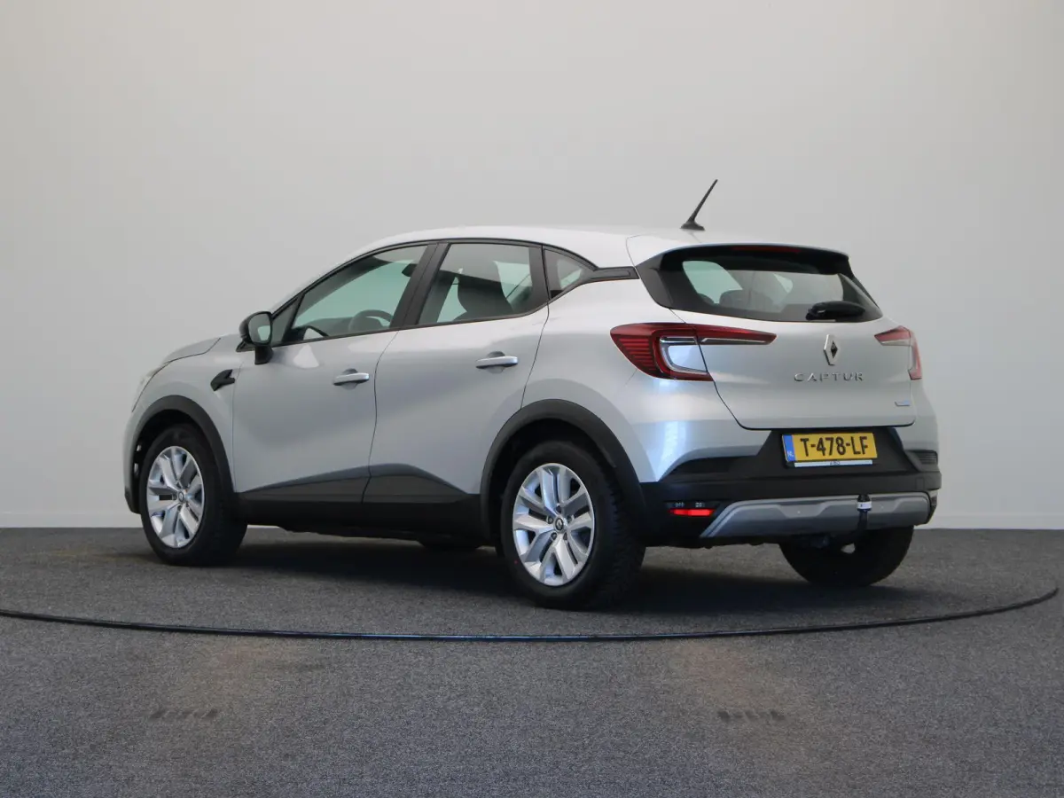 E-Tech full hybrid 145pk evolution | Automaat | Climate control | Achteruitrijcamera | Navigatie | Trekhaak |