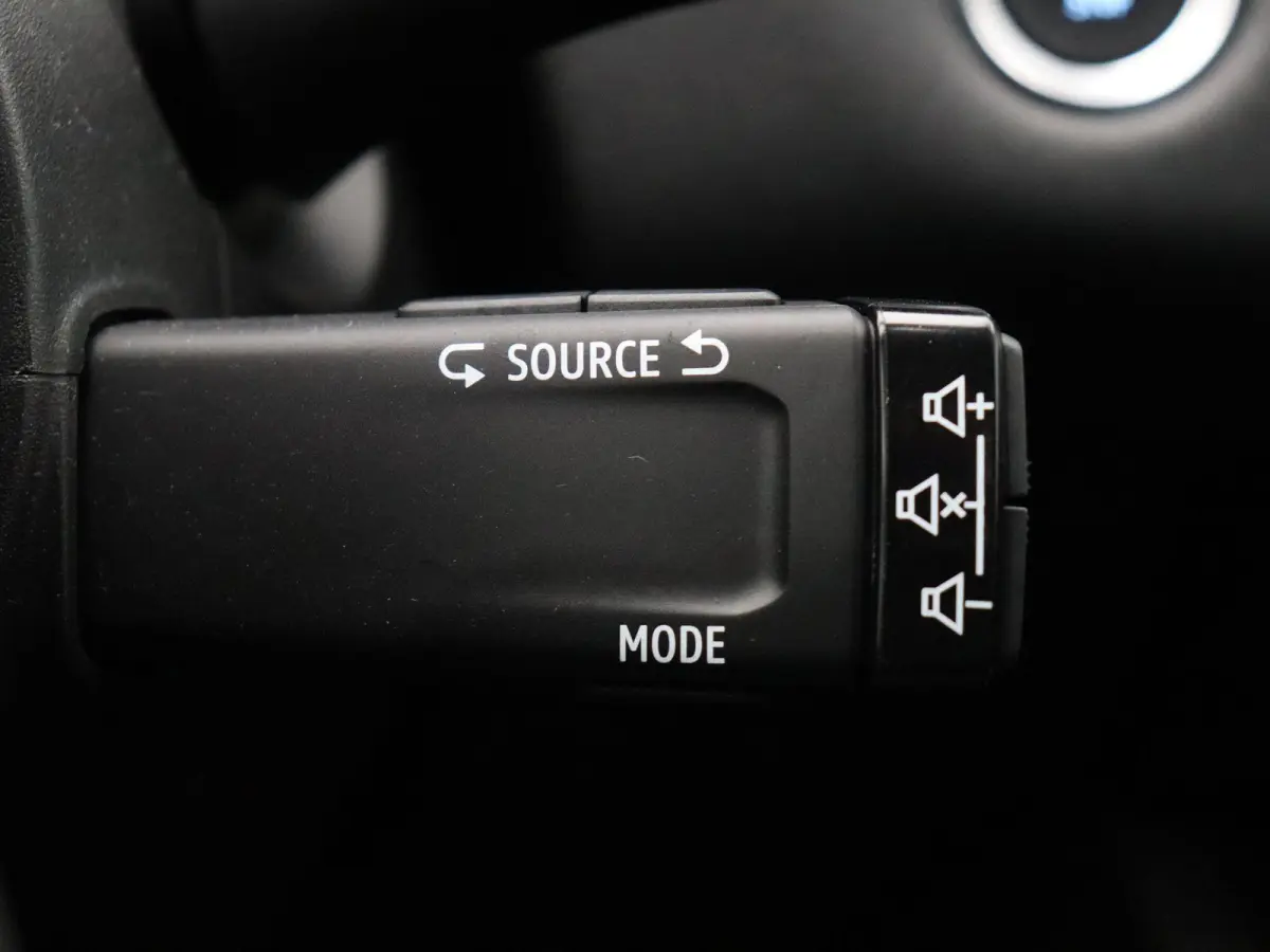E-Tech full hybrid 145pk evolution | Automaat | Climate control | Achteruitrijcamera | Navigatie | Trekhaak |