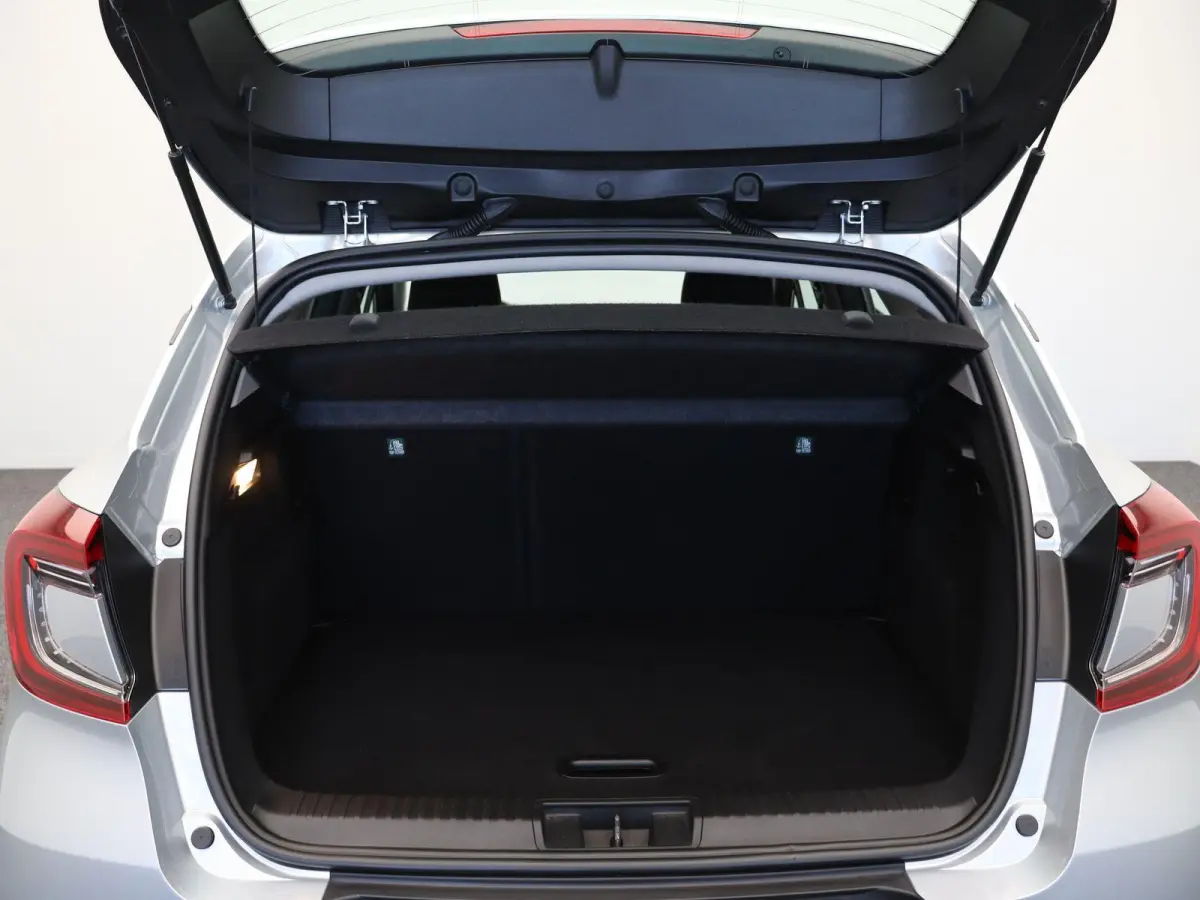 E-Tech full hybrid 145pk evolution | Automaat | Climate control | Achteruitrijcamera | Navigatie | Trekhaak |