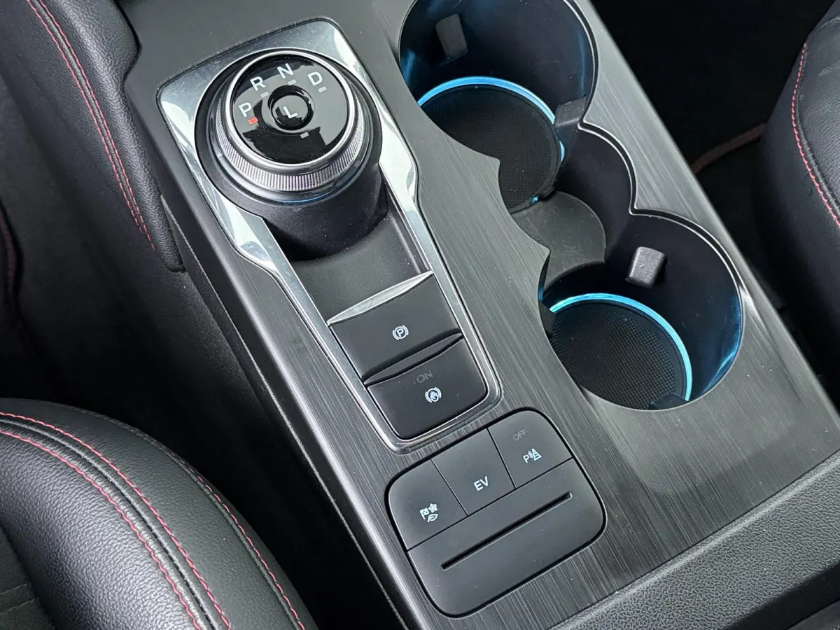 2.5 PHEV ST-Line X | Afneembare trekhaak | Winter pack |