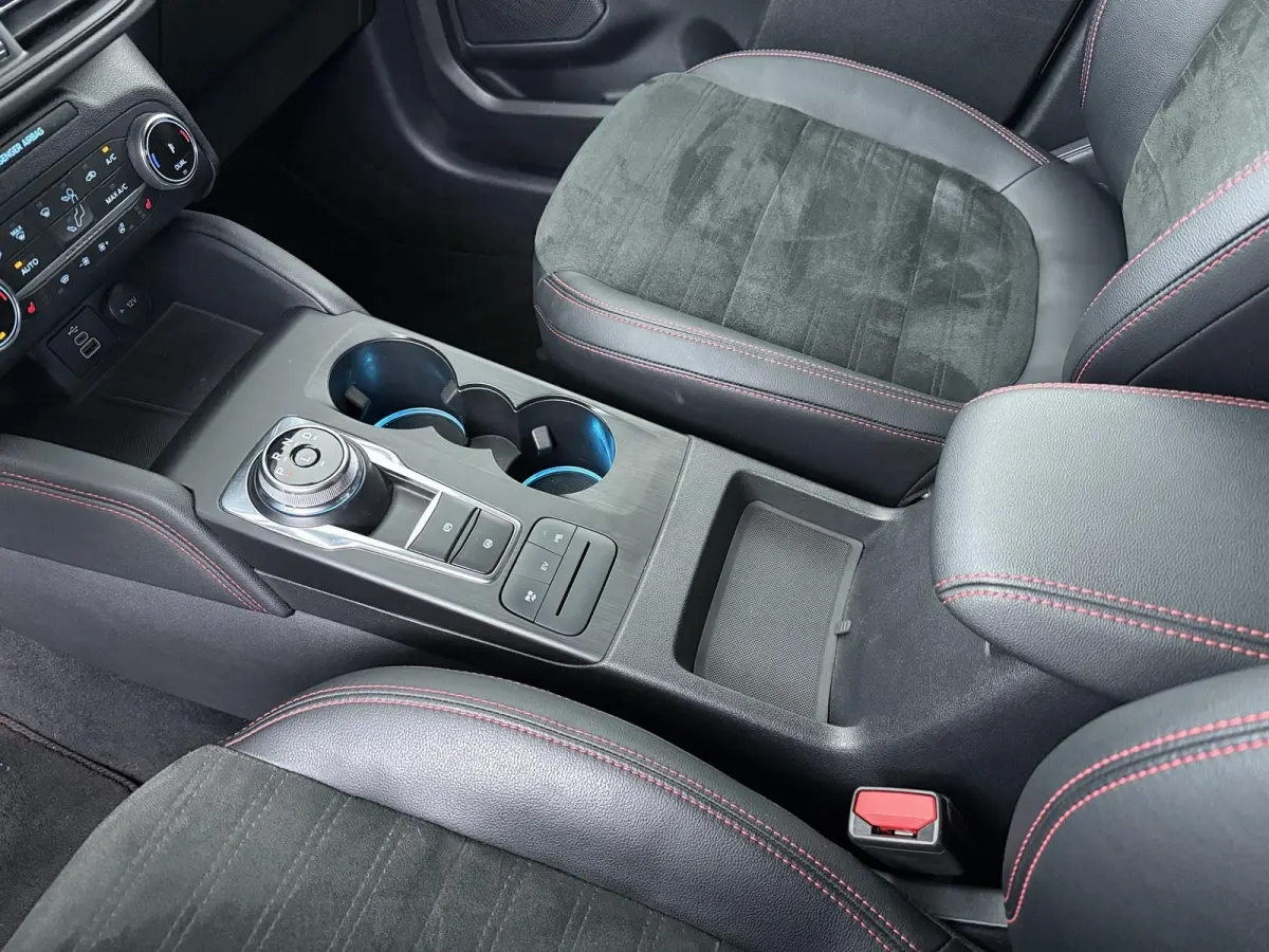2.5 PHEV ST-Line X | Afneembare trekhaak | Winter pack |