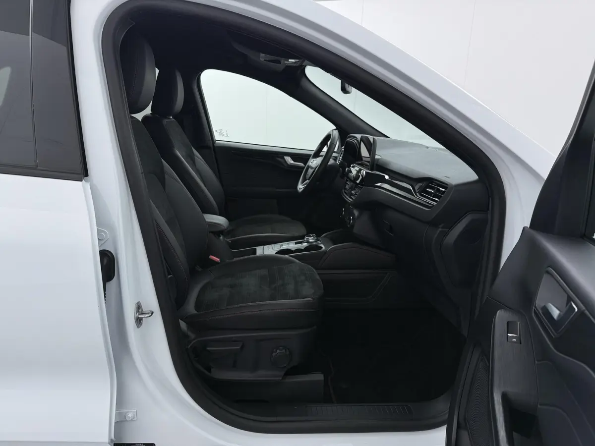 2.5 PHEV ST-Line X | Afneembare trekhaak | Winter pack |