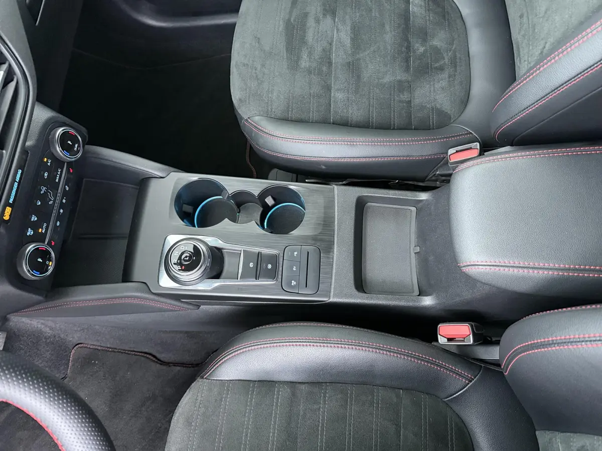 2.5 PHEV ST-Line X | Afneembare trekhaak | Winter pack |