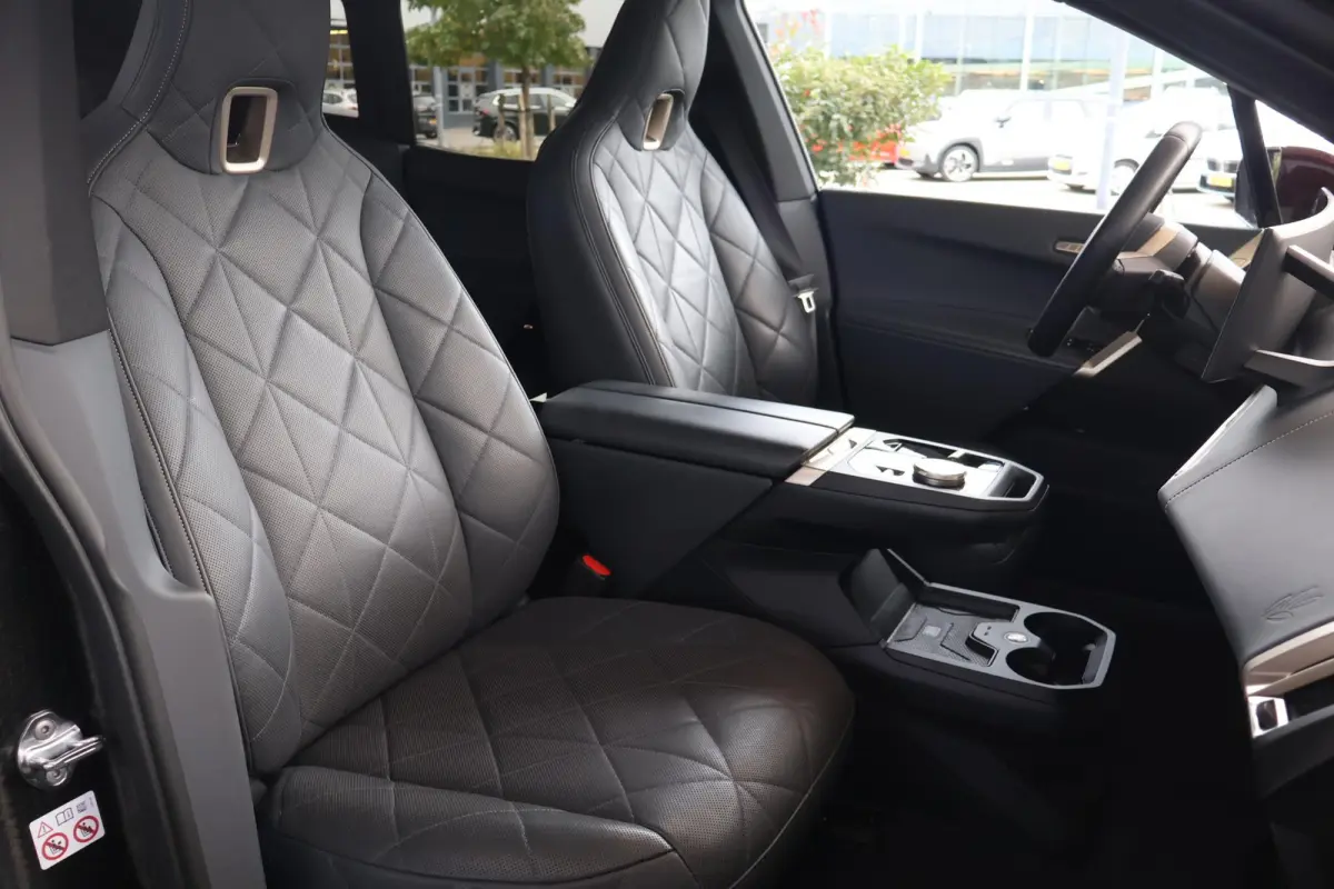xDrive40 | SOH 98,7% | M Sport | Harman Kardon | Trekhaak | 360 Camera
