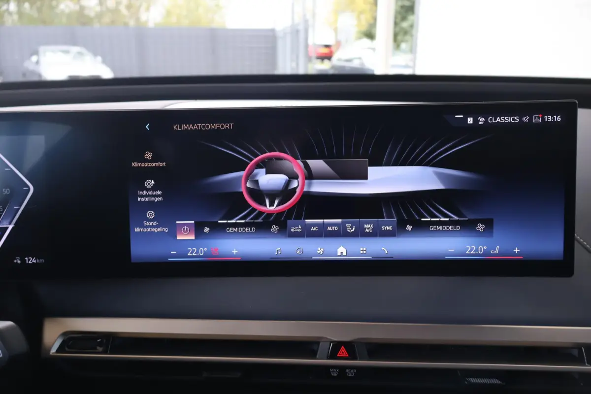 xDrive40 | SOH 98,7% | M Sport | Harman Kardon | Trekhaak | 360 Camera