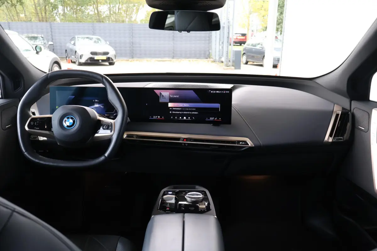 xDrive40 | SOH 98,7% | M Sport | Harman Kardon | Trekhaak | 360 Camera