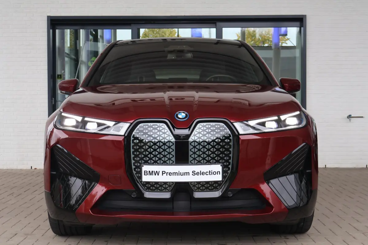 xDrive40 | SOH 98,7% | M Sport | Harman Kardon | Trekhaak | 360 Camera