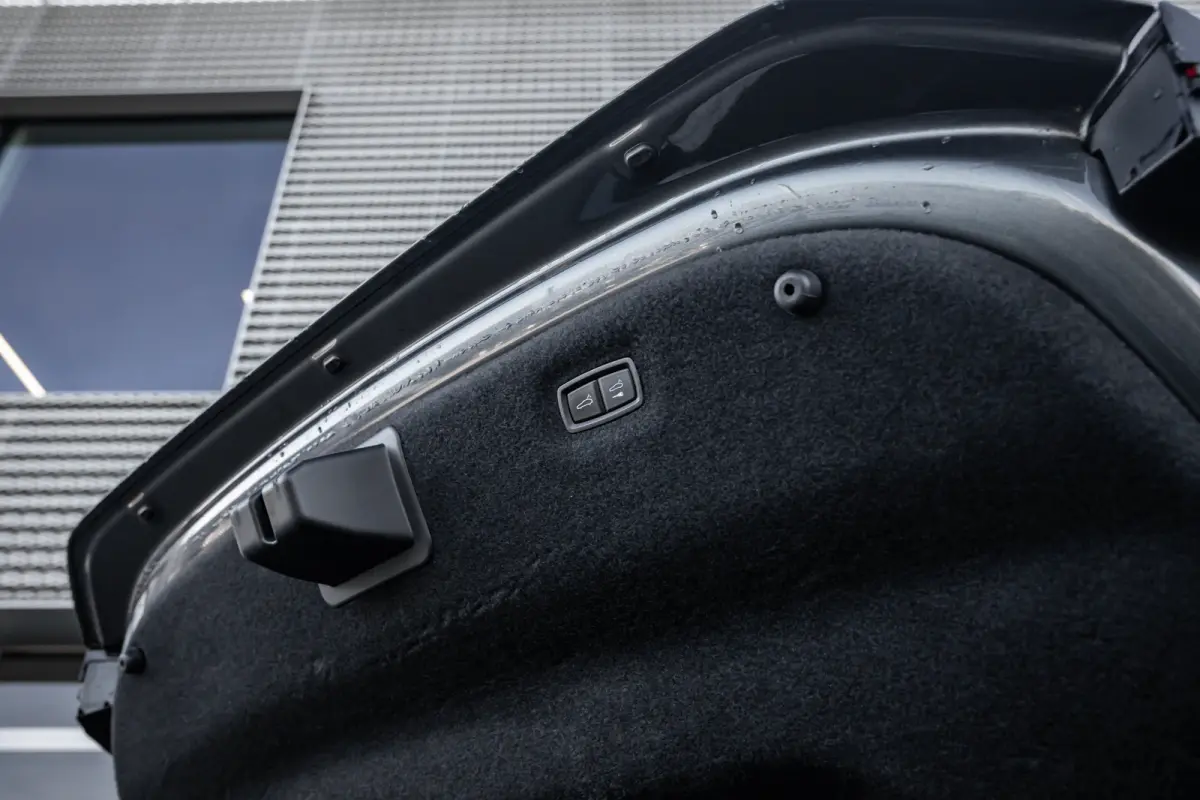 RS Edition One 650PK 93 kWh | Adaptief demping systeem | Cruise control adaptief met Stop&Go | Elektrisch verstelb. bestuurdersstoel met geheugen