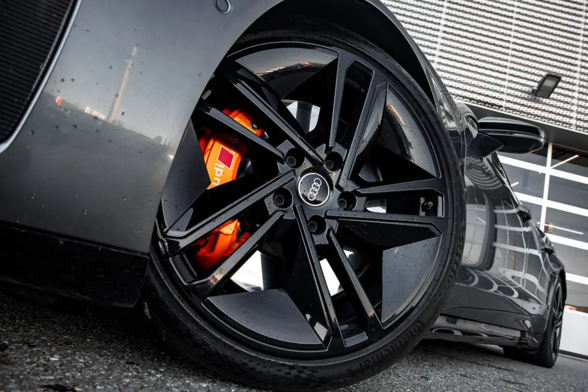 RS Edition One 650PK 93 kWh | Adaptief demping systeem | Cruise control adaptief met Stop&Go | Elektrisch verstelb. bestuurdersstoel met geheugen
