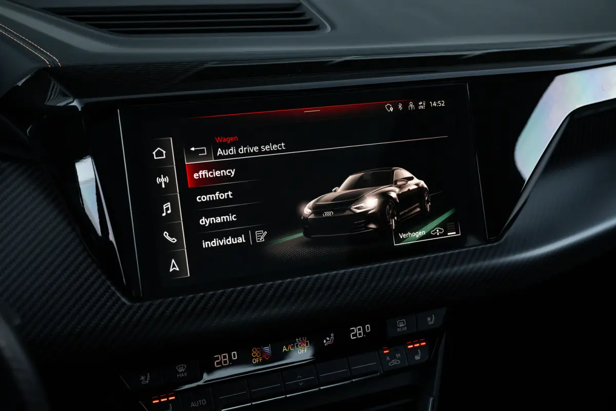 RS Edition One 650PK 93 kWh | Adaptief demping systeem | Cruise control adaptief met Stop&Go | Elektrisch verstelb. bestuurdersstoel met geheugen