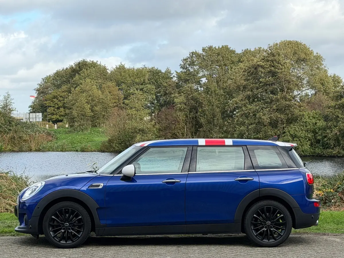 1.5 Cooper Chili Automaat - Starlight Blue/Union Jack - Navigatie/Sportseats/Black Spoke