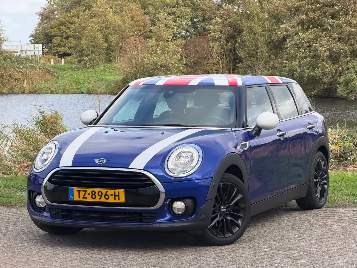 1.5 Cooper Chili Automaat - Starlight Blue/Union Jack - Navigatie/Sportseats/Black Spoke