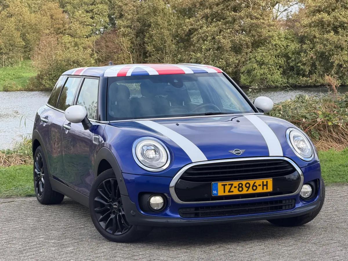 1.5 Cooper Chili Automaat - Starlight Blue/Union Jack - Navigatie/Sportseats/Black Spoke