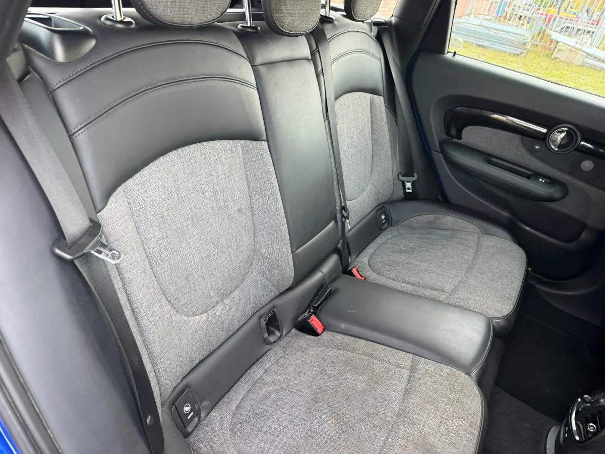 1.5 Cooper Chili Automaat - Starlight Blue/Union Jack - Navigatie/Sportseats/Black Spoke
