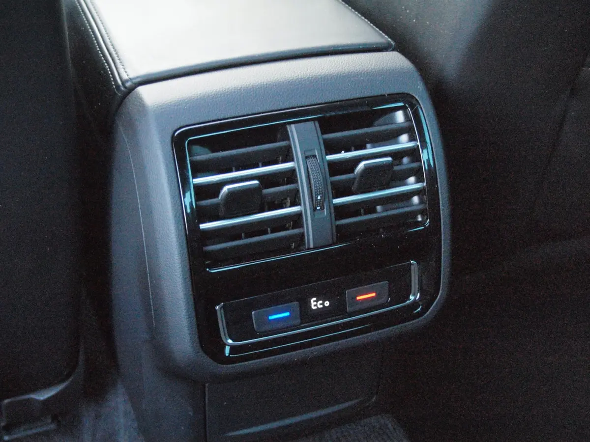 1.4 TSI GTE Connected Series Plus | Panoramadak | ACC | Apple Carplay | Leer | NL-Auto |