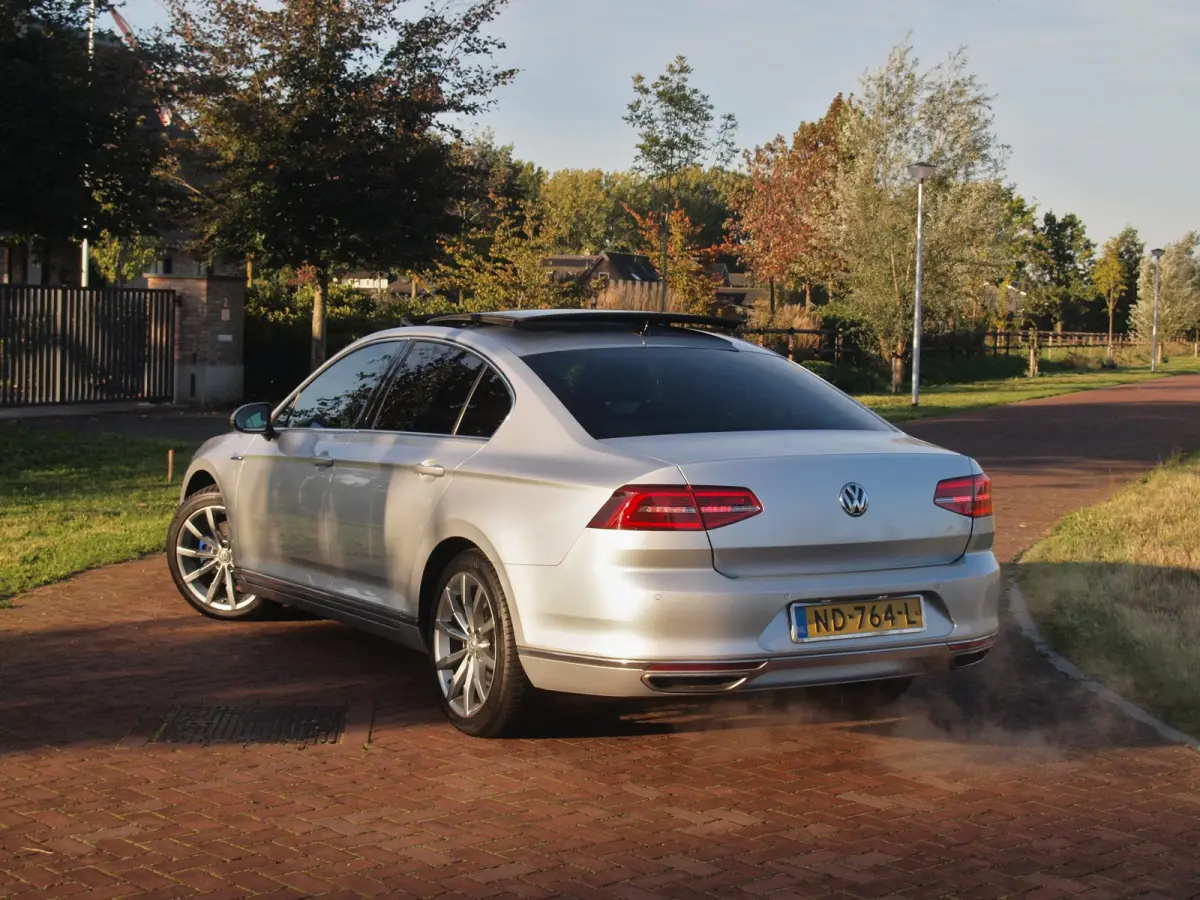 1.4 TSI GTE Connected Series Plus | Panoramadak | ACC | Apple Carplay | Leer | NL-Auto |