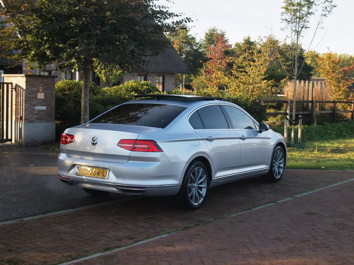 1.4 TSI GTE Connected Series Plus | Panoramadak | ACC | Apple Carplay | Leer | NL-Auto |
