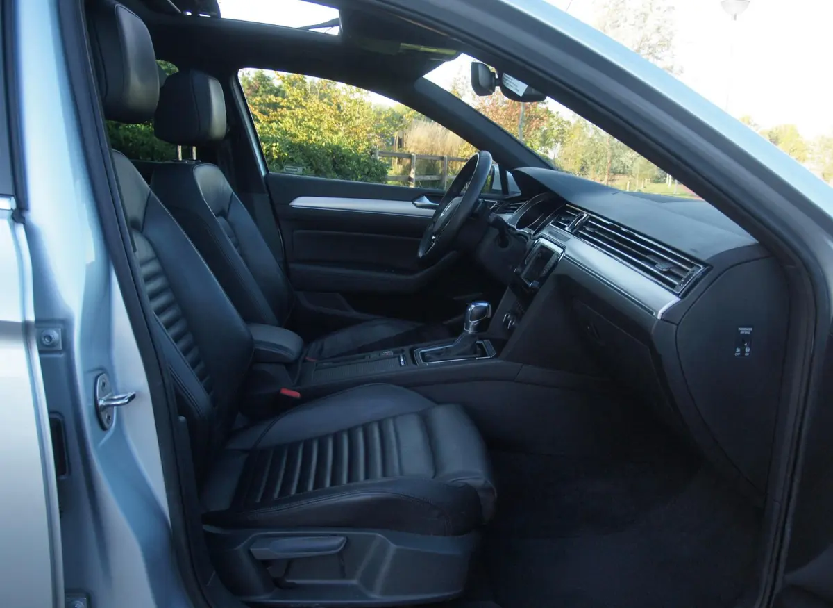 1.4 TSI GTE Connected Series Plus | Panoramadak | ACC | Apple Carplay | Leer | NL-Auto |
