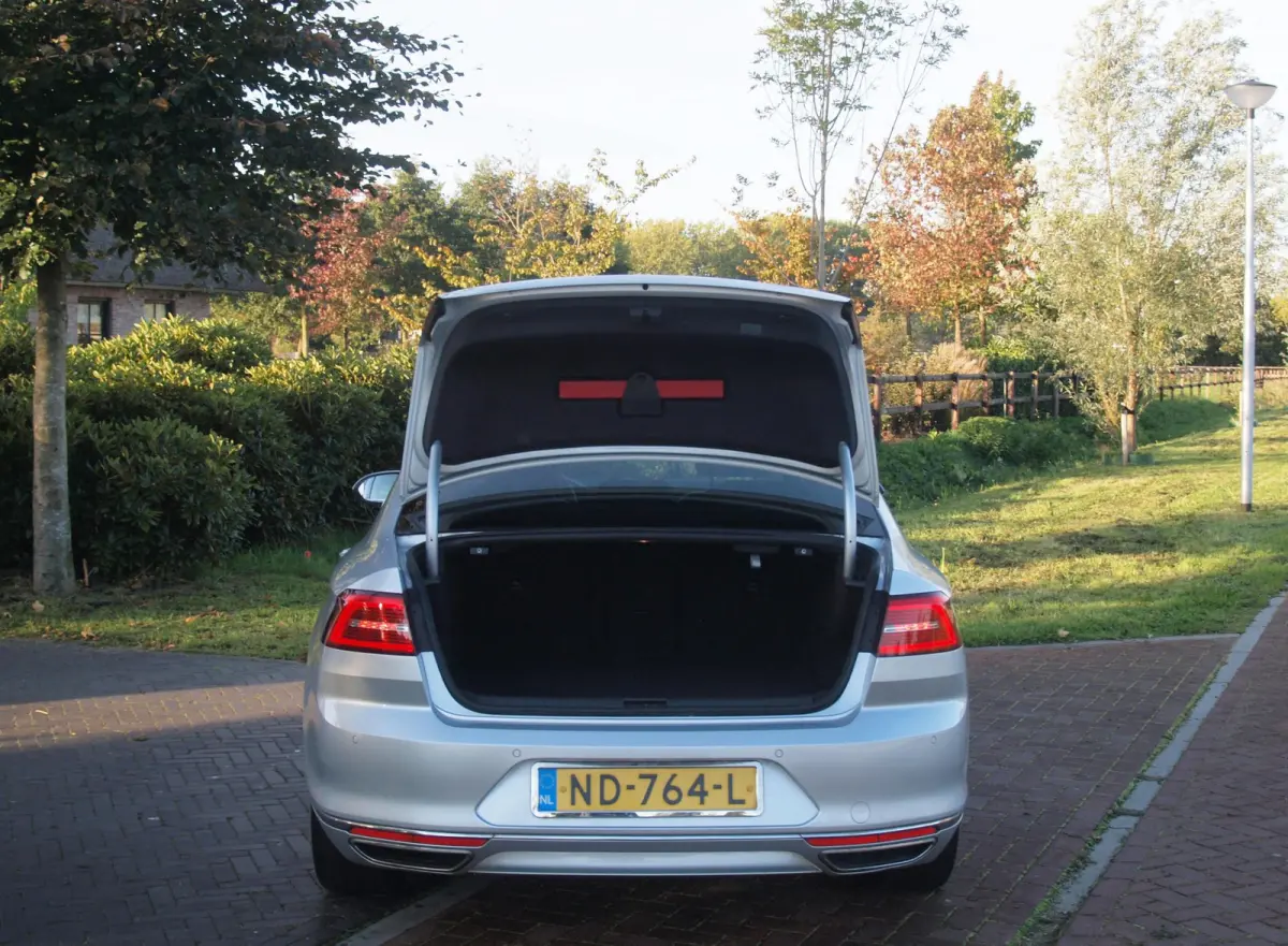 1.4 TSI GTE Connected Series Plus | Panoramadak | ACC | Apple Carplay | Leer | NL-Auto |