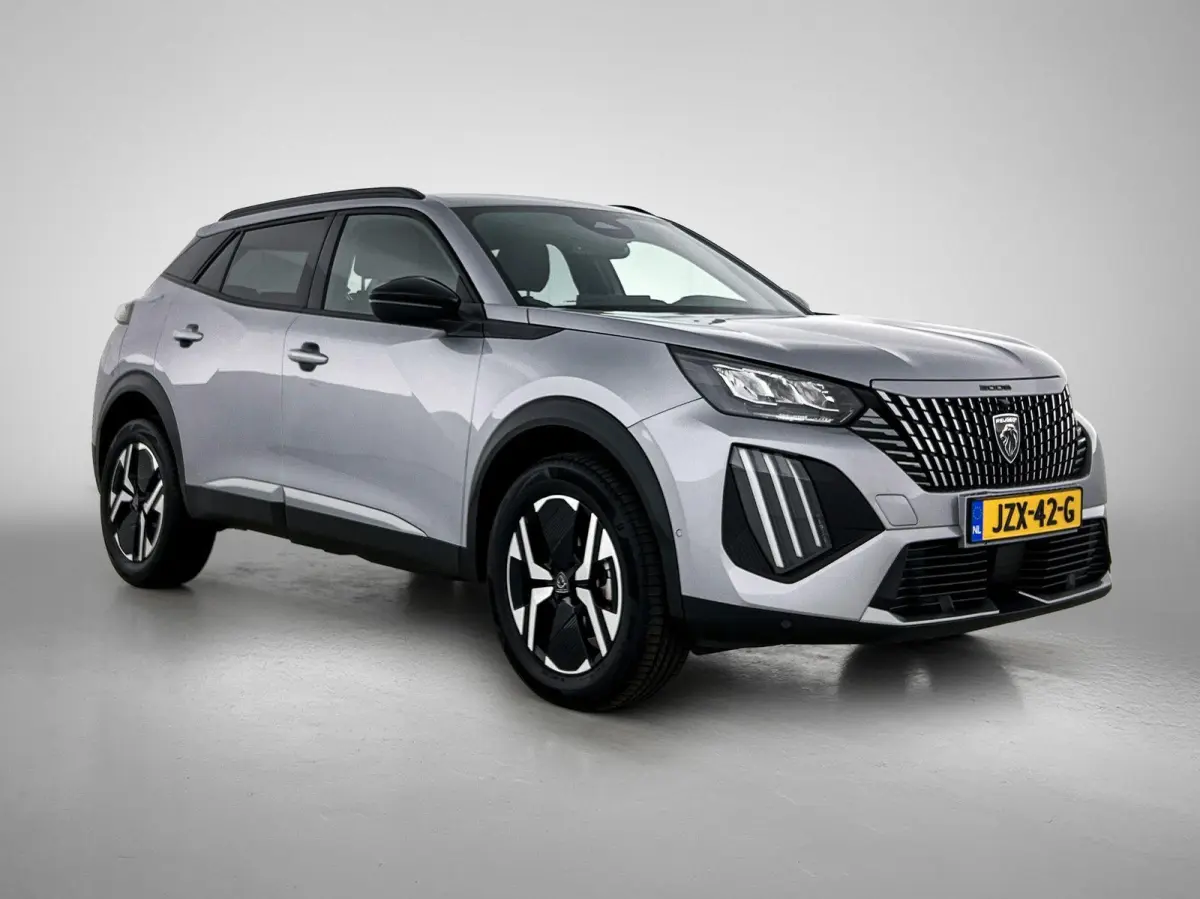 1.2 Hybrid 145pk Allure Automaat | Tot 8 Jaar Garantie | Dakrails | Adaptieve Cruise Control | Camera Voor + Achter | Navigatie | Climate Control | 17"LMV | LED | Dodehoekdetectie |
