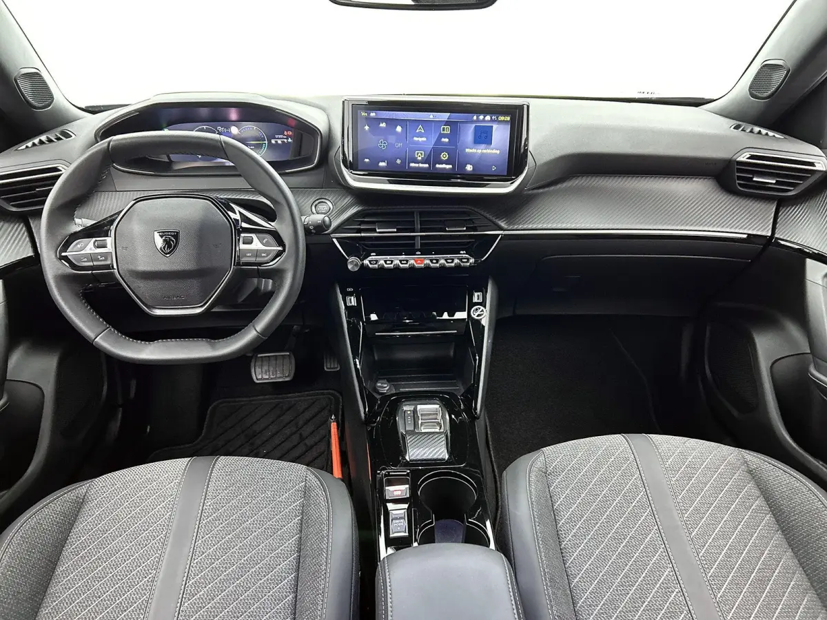 1.2 Hybrid 145pk Allure Automaat | Tot 8 Jaar Garantie | Dakrails | Adaptieve Cruise Control | Camera Voor + Achter | Navigatie | Climate Control | 17"LMV | LED | Dodehoekdetectie |