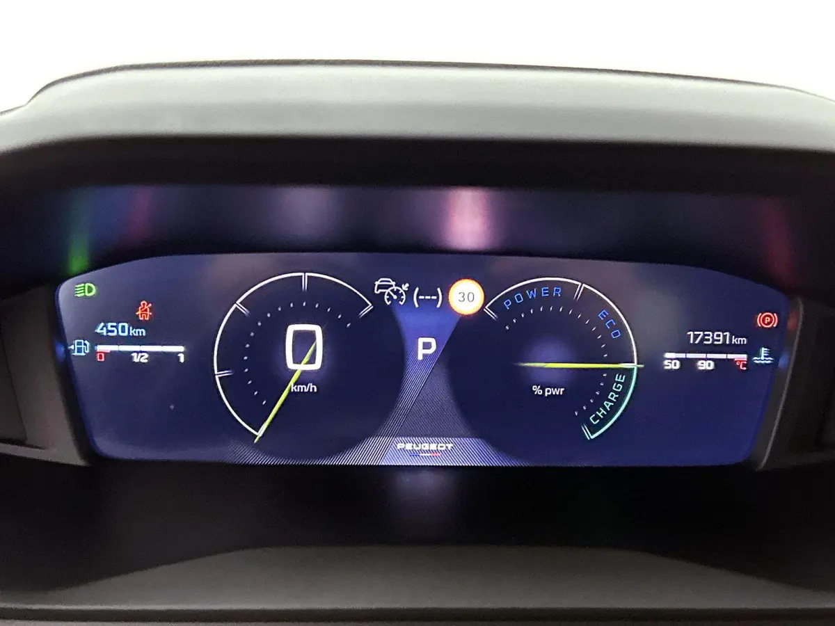 1.2 Hybrid 145pk Allure Automaat | Tot 8 Jaar Garantie | Dakrails | Adaptieve Cruise Control | Camera Voor + Achter | Navigatie | Climate Control | 17"LMV | LED | Dodehoekdetectie |