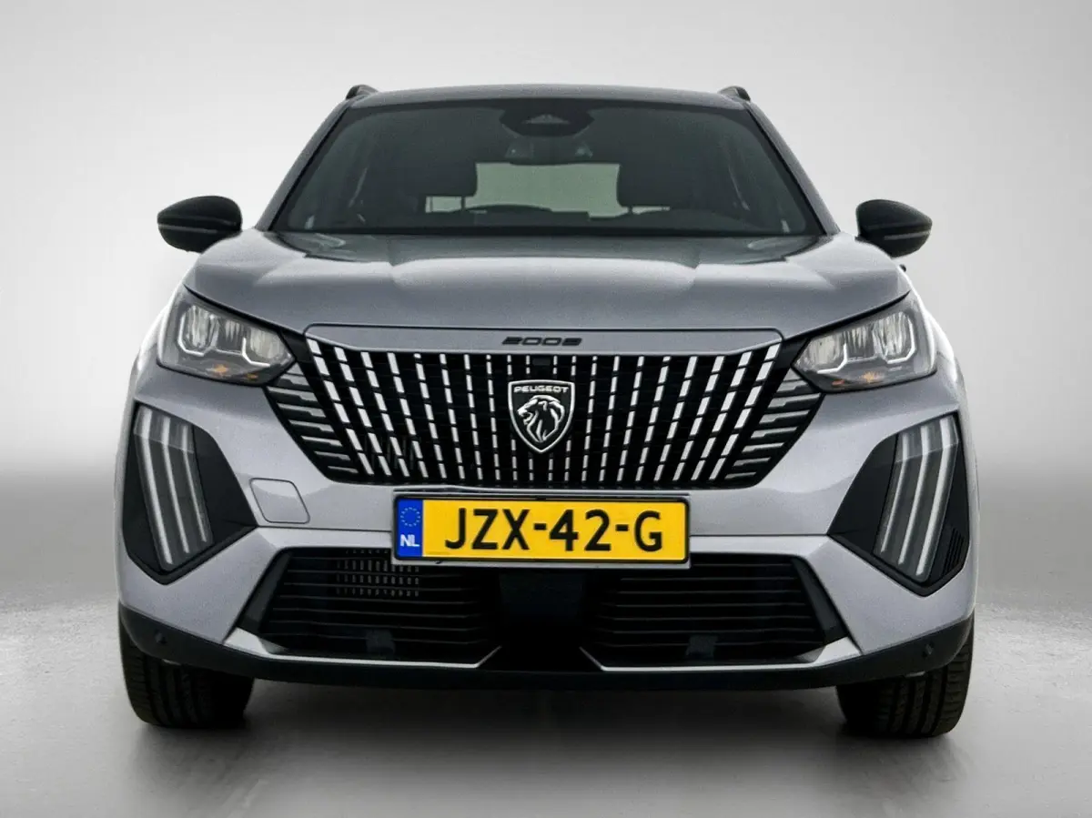 1.2 Hybrid 145pk Allure Automaat | Tot 8 Jaar Garantie | Dakrails | Adaptieve Cruise Control | Camera Voor + Achter | Navigatie | Climate Control | 17"LMV | LED | Dodehoekdetectie |