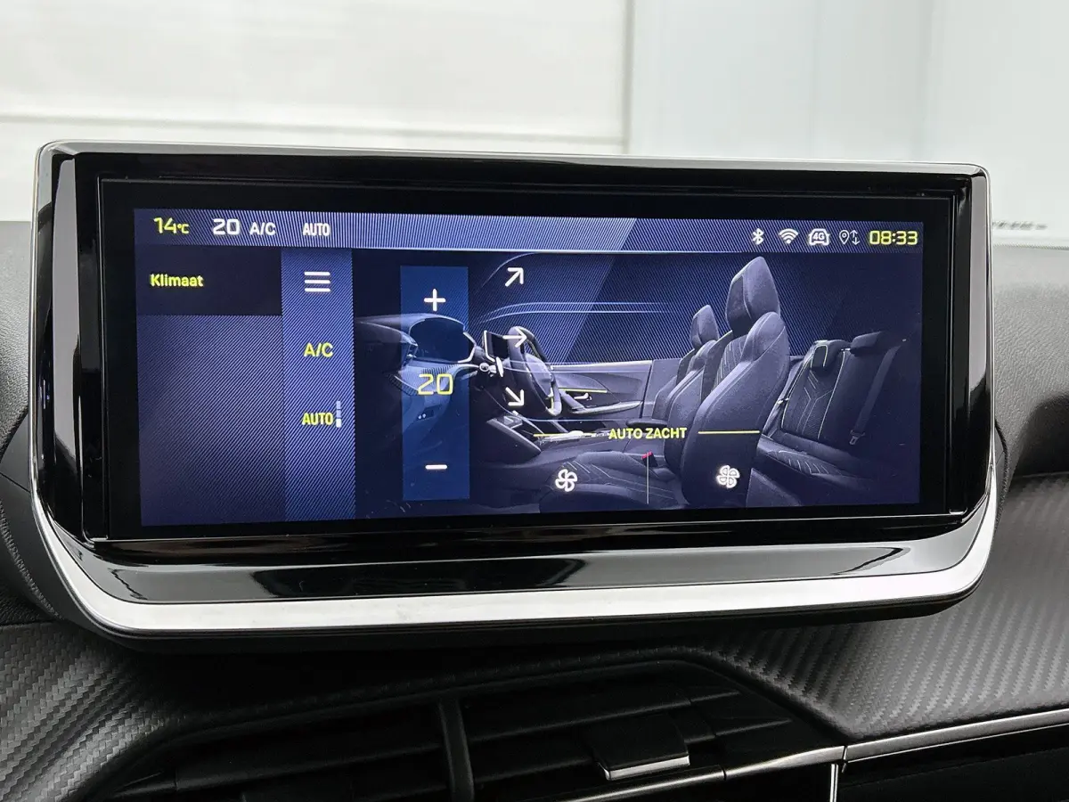 1.2 Hybrid 145pk Allure Automaat | Tot 8 Jaar Garantie | Dakrails | Adaptieve Cruise Control | Camera Voor + Achter | Navigatie | Climate Control | 17"LMV | LED | Dodehoekdetectie |