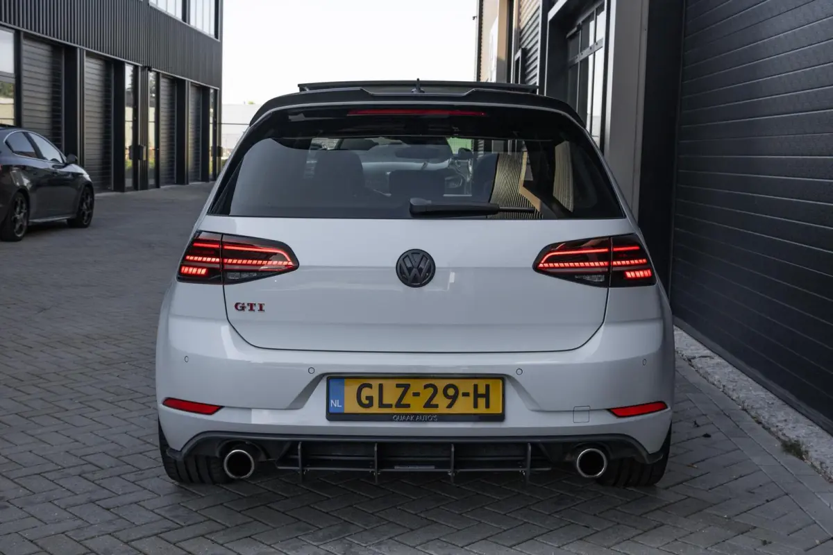 GTI 2.0 TSI Performance | PANO | ALCANTARA | VIRTUAL | CARPLAY