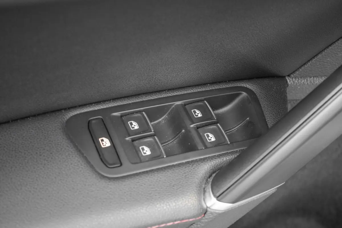 GTI 2.0 TSI Performance | PANO | ALCANTARA | VIRTUAL | CARPLAY