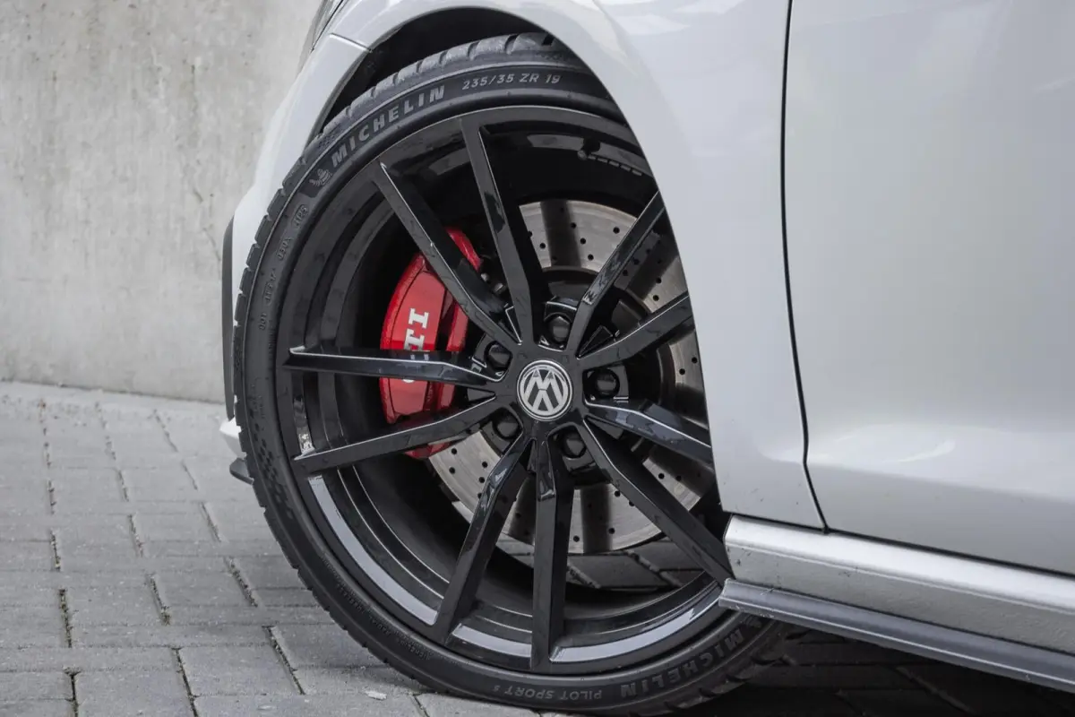 GTI 2.0 TSI Performance | PANO | ALCANTARA | VIRTUAL | CARPLAY