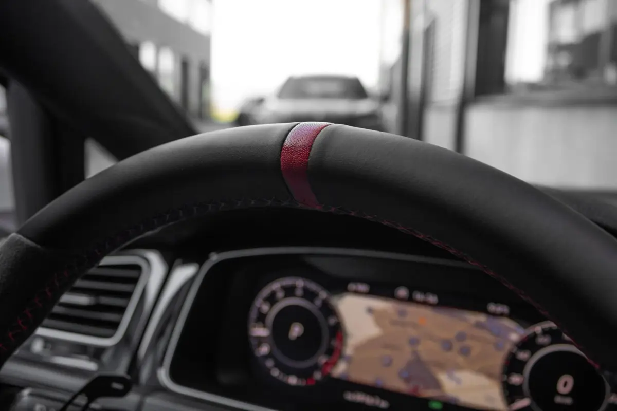 GTI 2.0 TSI Performance | PANO | ALCANTARA | VIRTUAL | CARPLAY