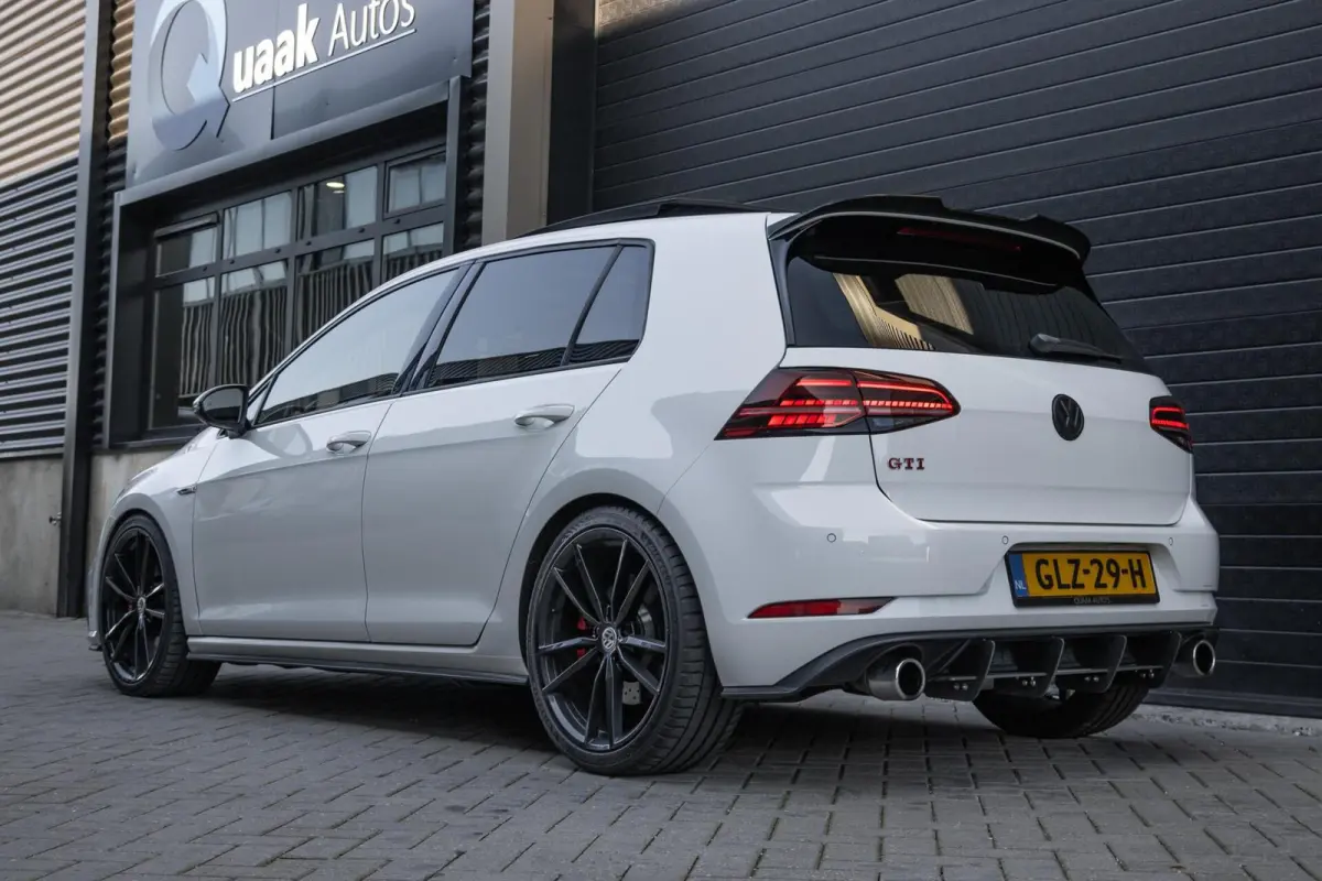 GTI 2.0 TSI Performance | PANO | ALCANTARA | VIRTUAL | CARPLAY