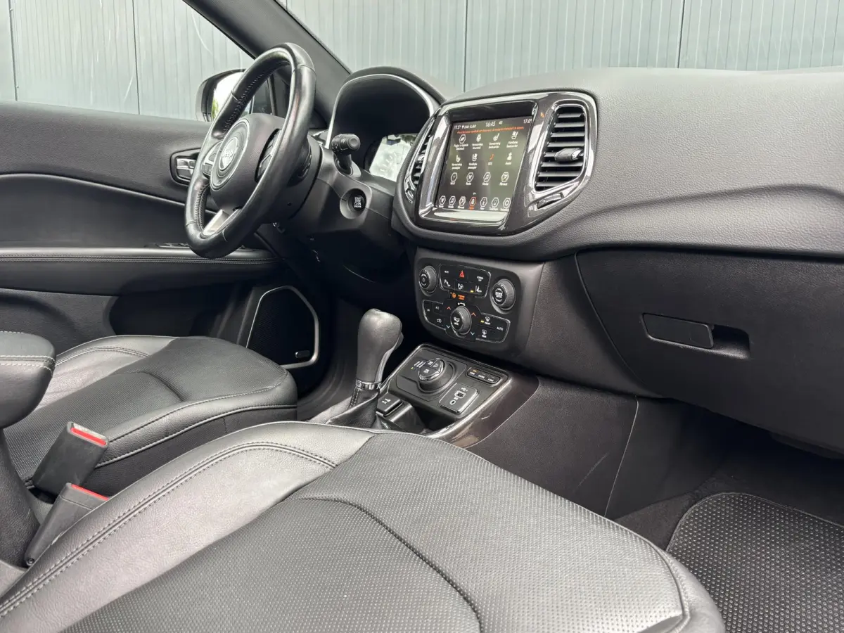 240pk Plug-in Hybrid S | Glazen dak | LEER | Camera | Alpine Audio | AUTOMAAT